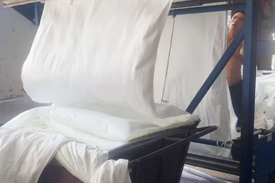 ডাইং কারখানার উৎপাদন-ধূসর কাপড় ফ্লিপ এলাকা