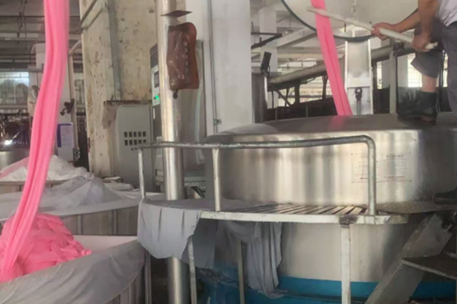 ডাইং কারখানার উৎপাদন-আধা-সমাপ্ত ডিহাইড্রেশন জোন